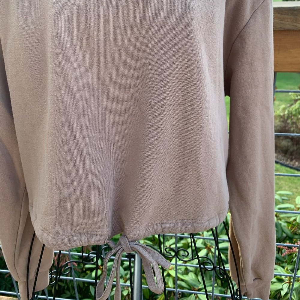 Urban Nation Women's size XS Tan Cropped Sweatshirt with Drawstring Tie - Picture 2 of 8